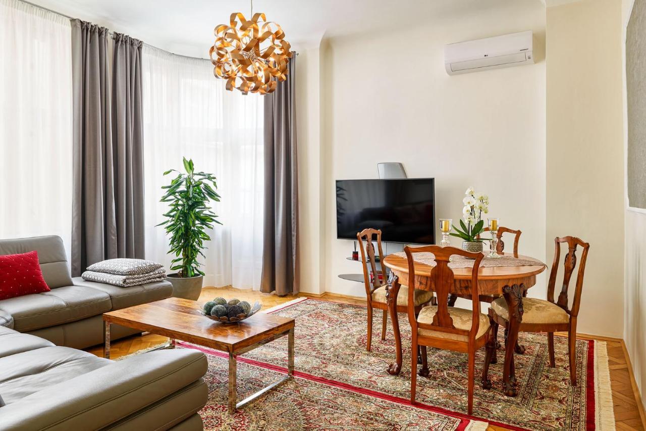 Appartement Pragueone Apartment,a/c,terrace *