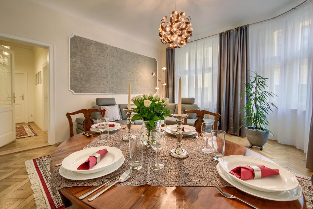 Pragueone Apartment,a/c,terrace * Praag